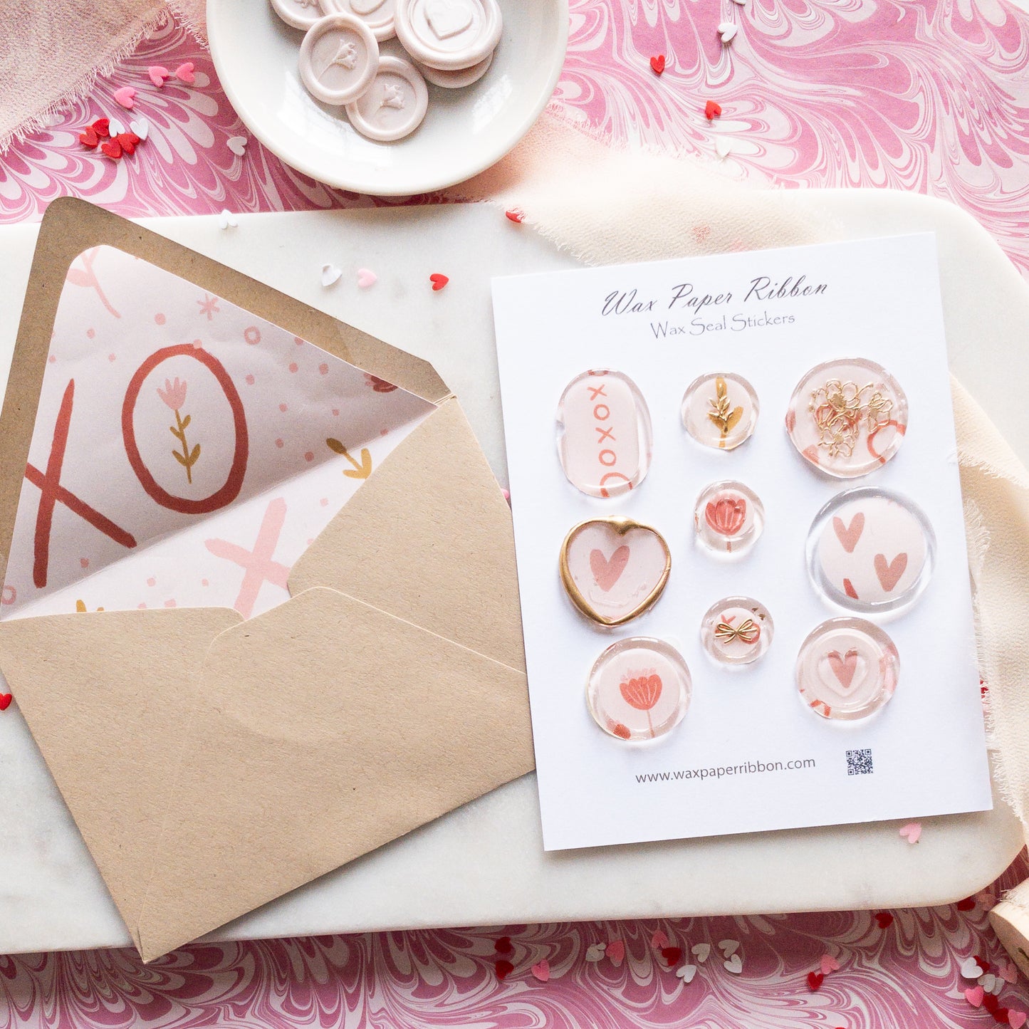 XOXO Hugs and Kisses - Decorative lined envelopes, blank notecards Matching hot glue Seals