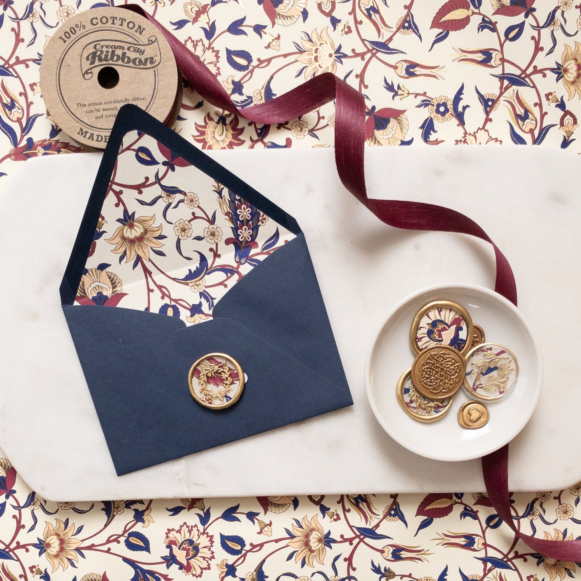 Italian Floral Notecard Set - Coordinating Wax Seals - Wax - Paper - RibbonNotecards