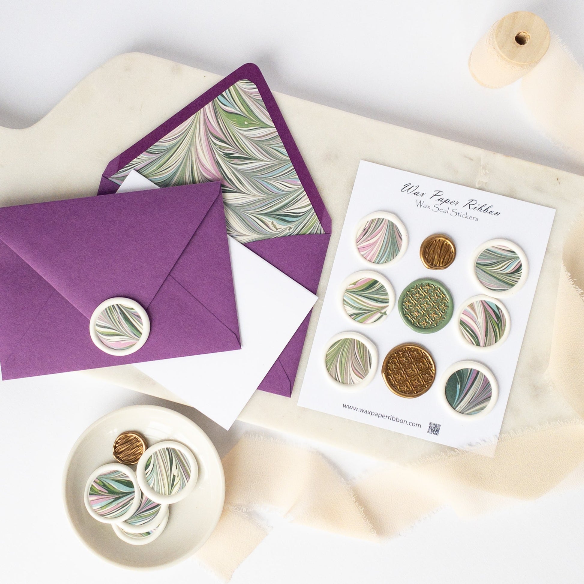 Mauve Feathered Marble - Notecard Set with Wax Seals - Wax - Paper - RibbonNotecards